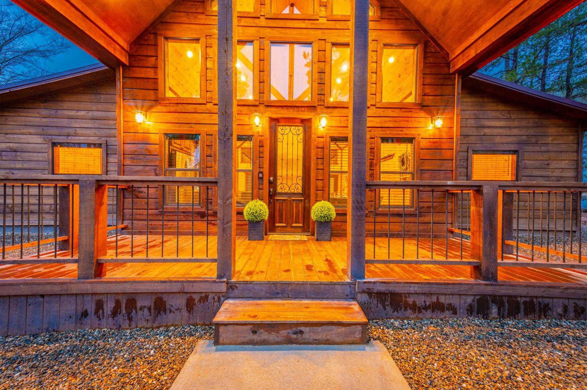 The Luxurious Blue Sky Lodge Is Epic! Broken Bow Extérieur photo