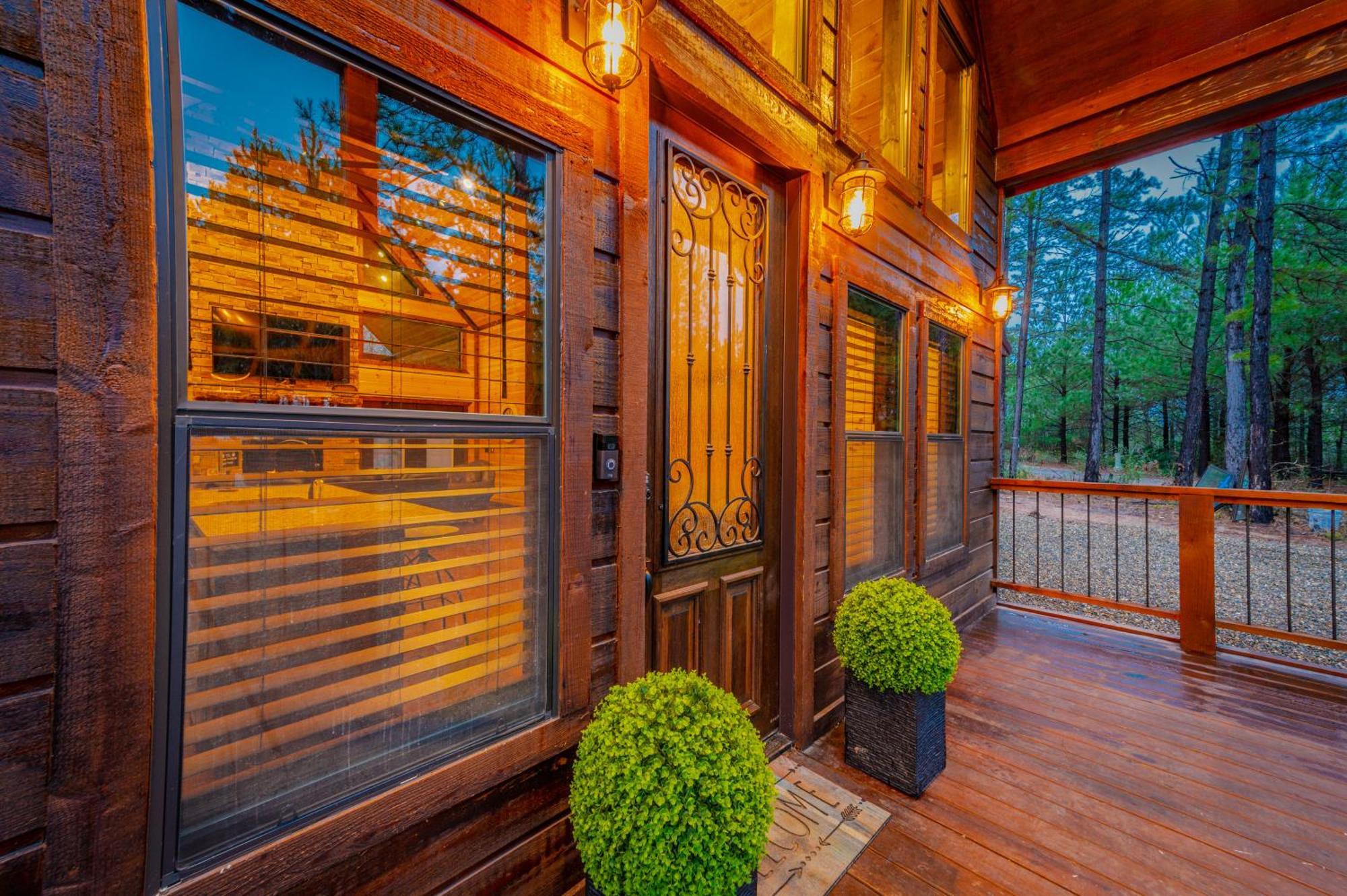 The Luxurious Blue Sky Lodge Is Epic! Broken Bow Extérieur photo